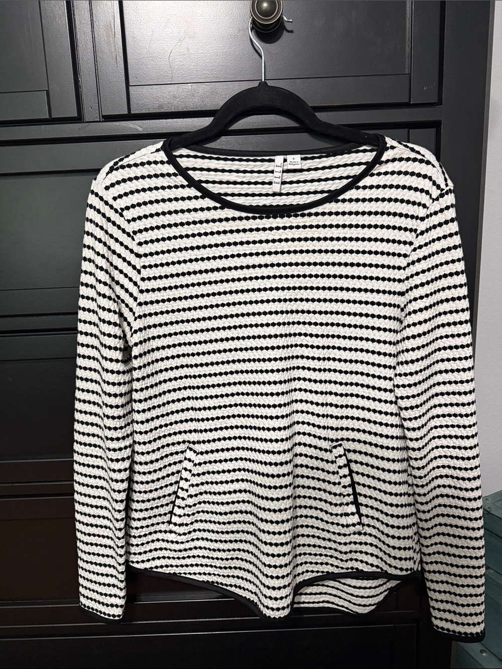 Elle Striped Black & White Long-Sleeve Women's Top